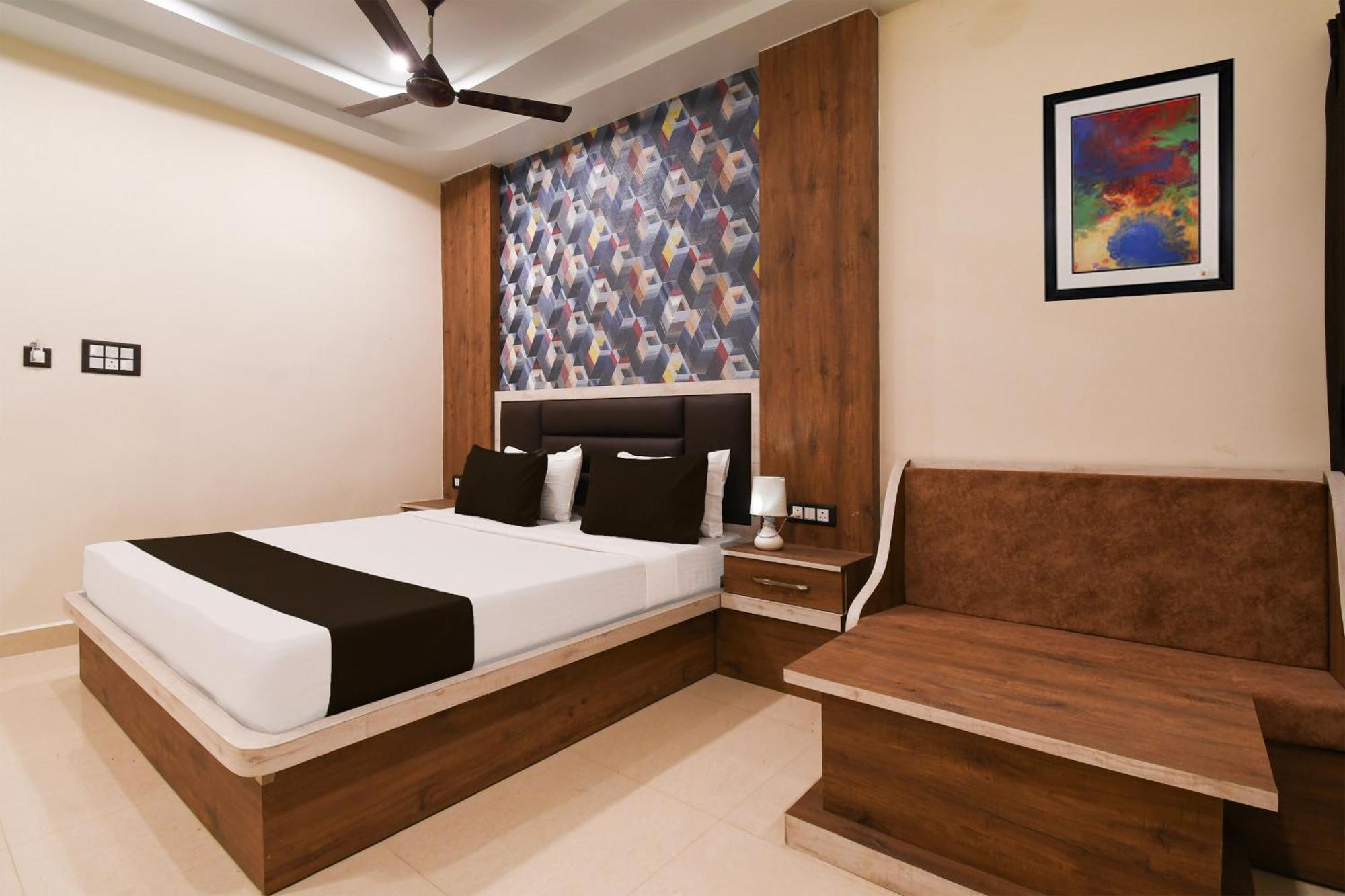 Hotel O Nilmadhab International Тарапит Екстериор снимка