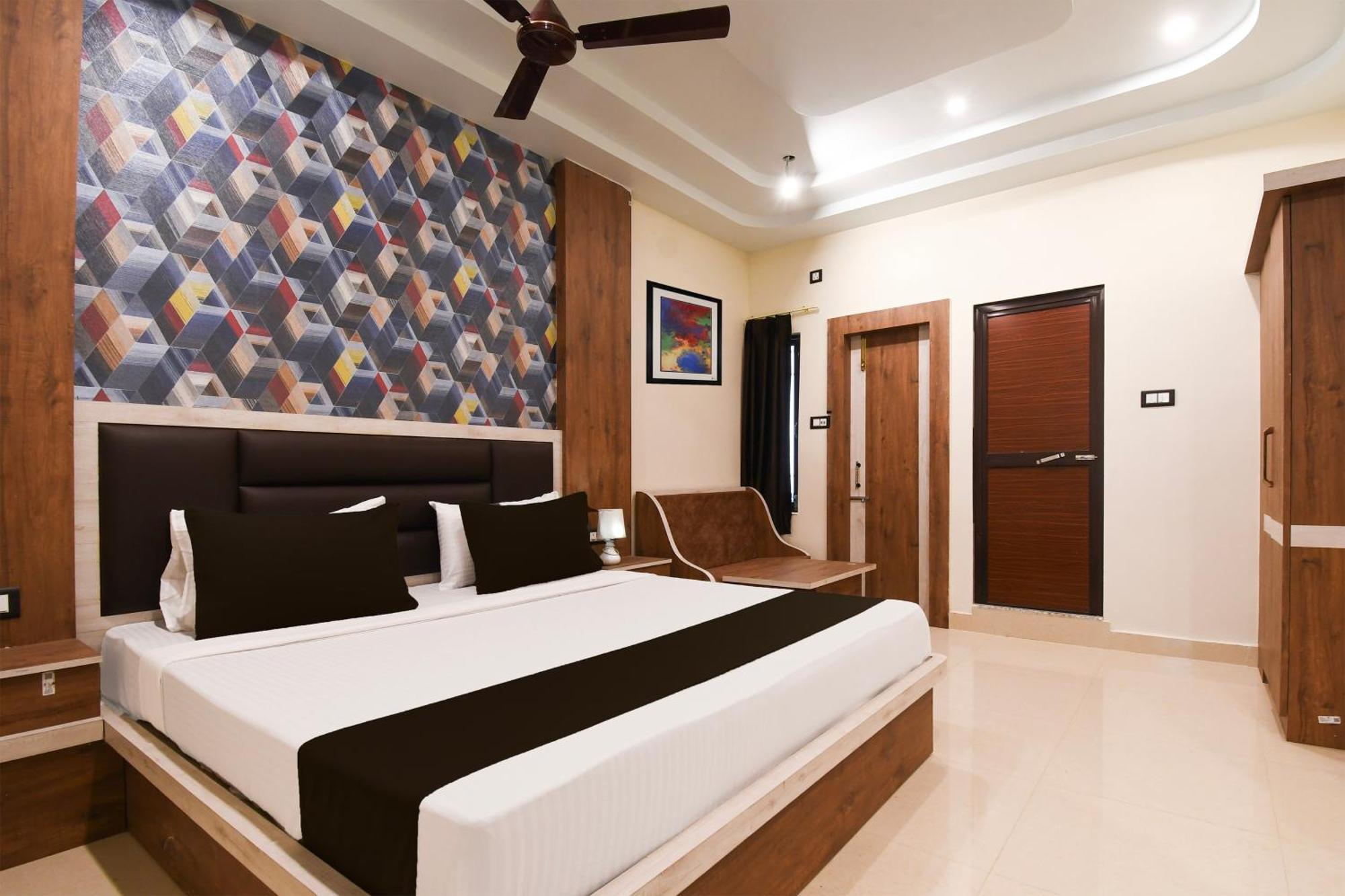 Hotel O Nilmadhab International Тарапит Екстериор снимка
