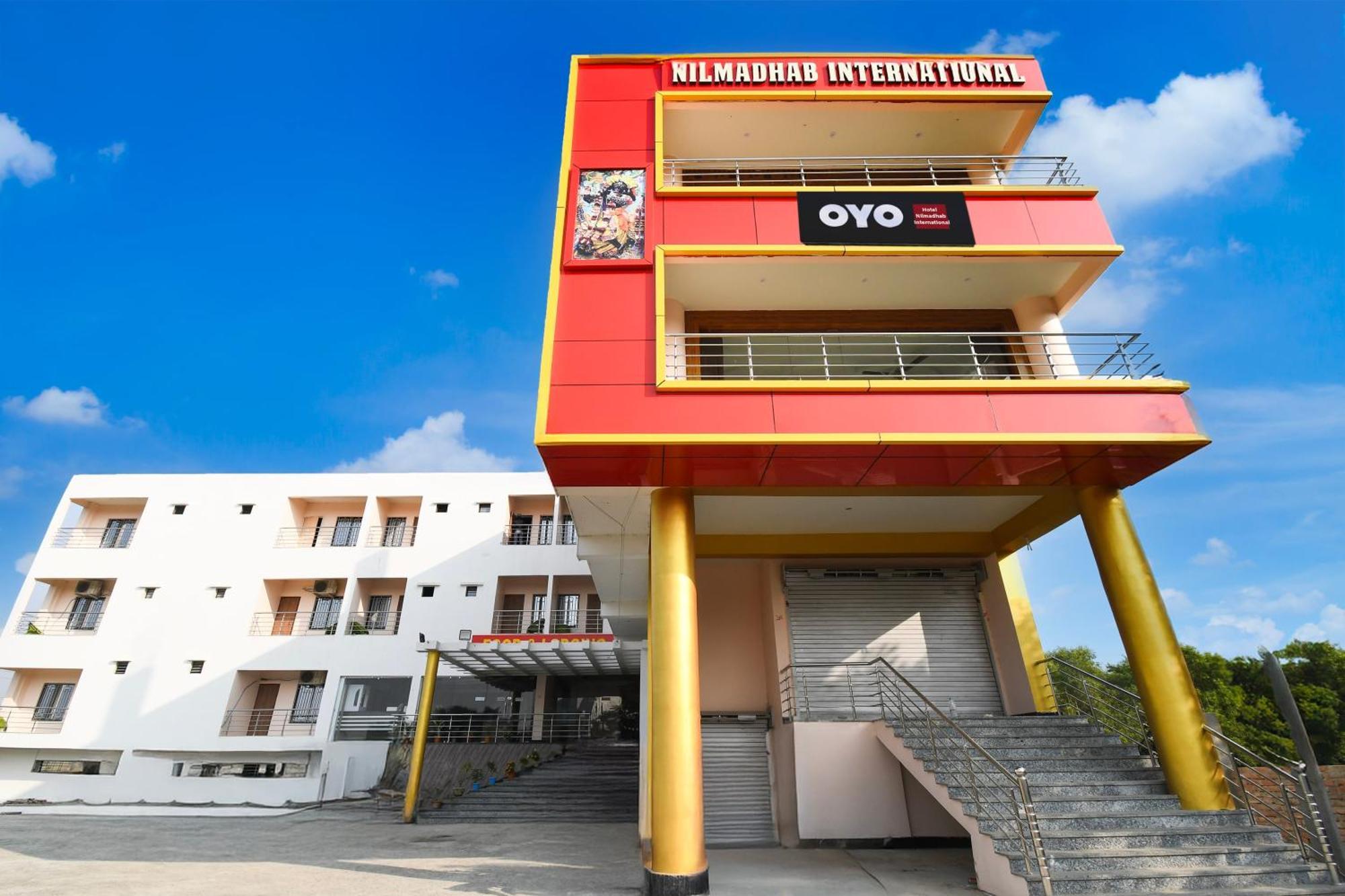 Hotel O Nilmadhab International Тарапит Екстериор снимка