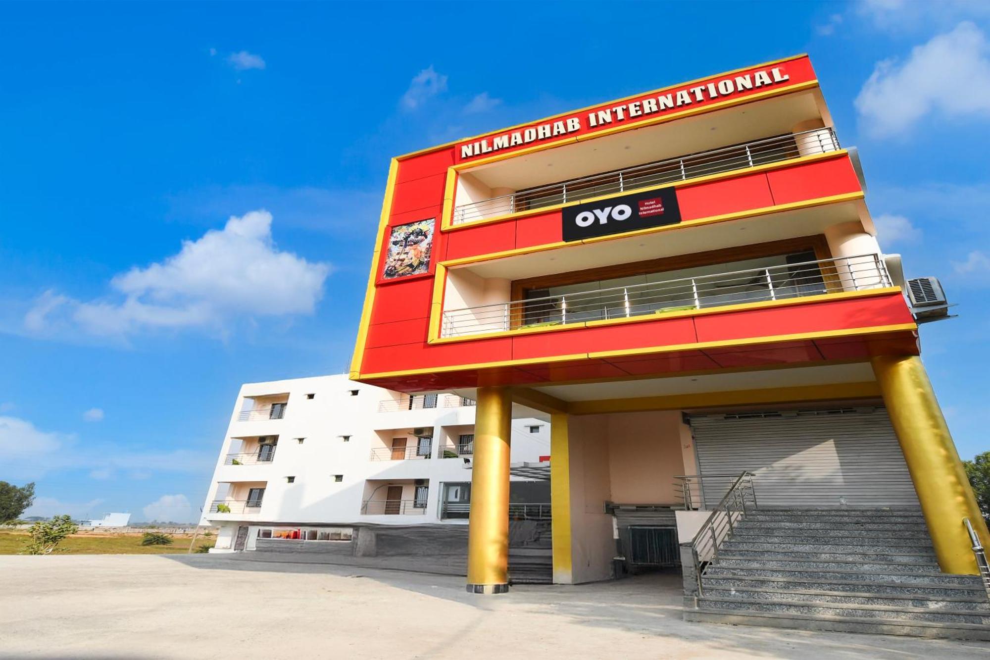 Hotel O Nilmadhab International Тарапит Екстериор снимка